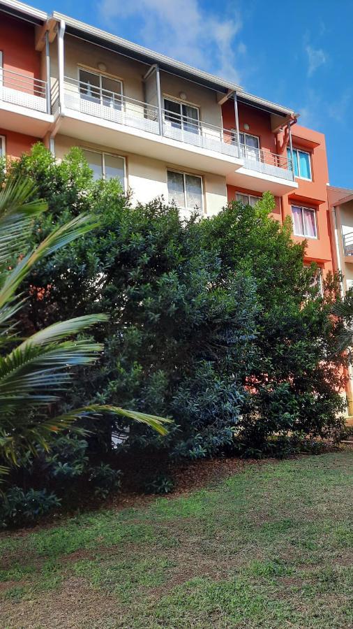 Le Voyageur A 1 Mn Du Chu Sud Terre-Sainte, Saint-Pierre Apartment Екстериор снимка
