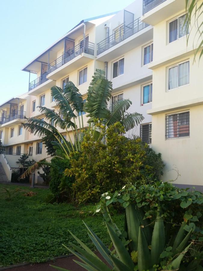 Le Voyageur A 1 Mn Du Chu Sud Terre-Sainte, Saint-Pierre Apartment Екстериор снимка